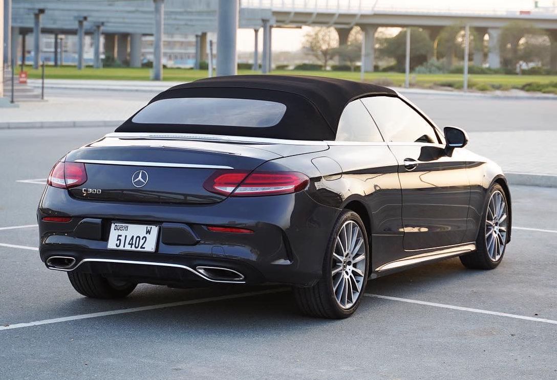 арендовать Mercedes C300 Convertible  в Дубае