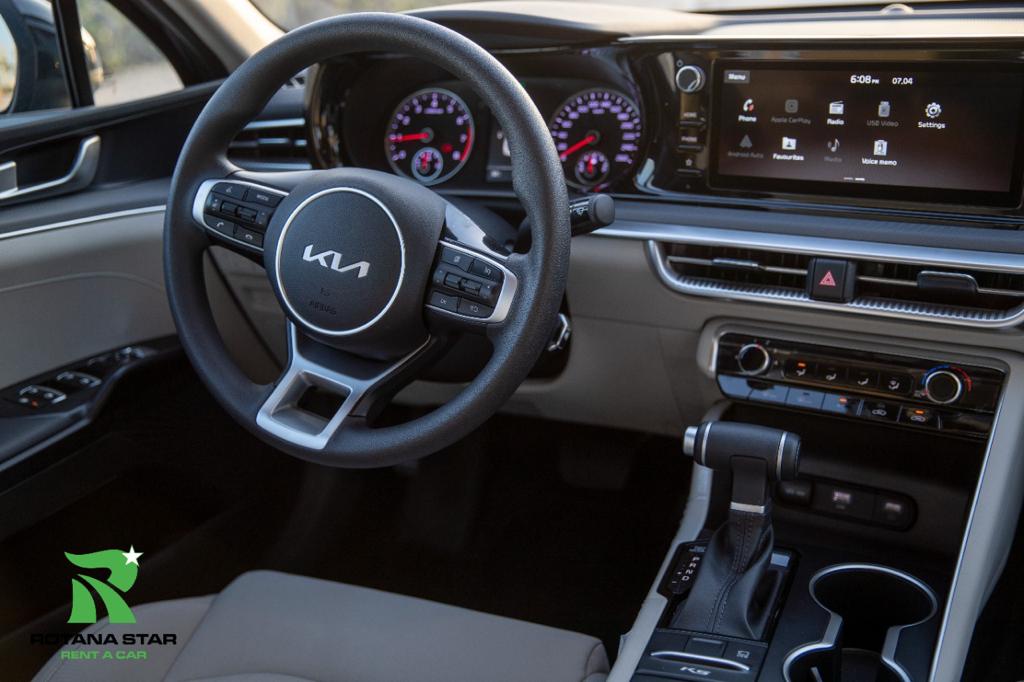 арендовать KIA K 5  в Дубае