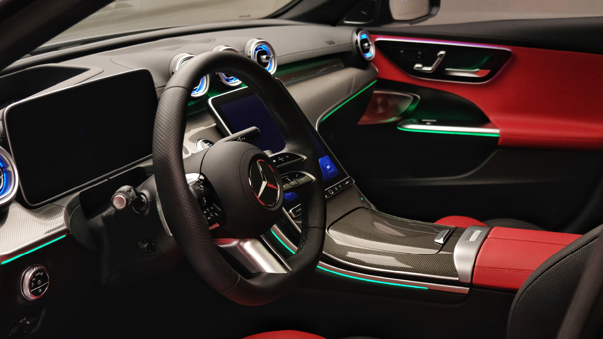 арендовать Mercedes-Benz C-Class  в Дубае