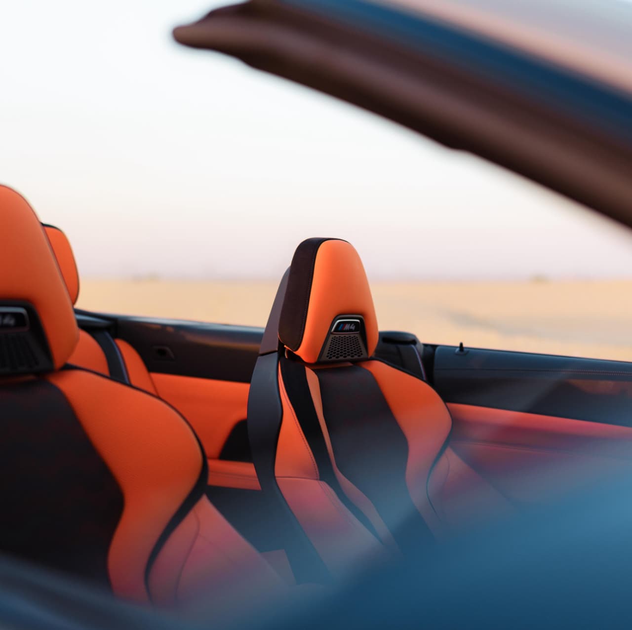 арендовать BMW M4 convertible  в Дубае