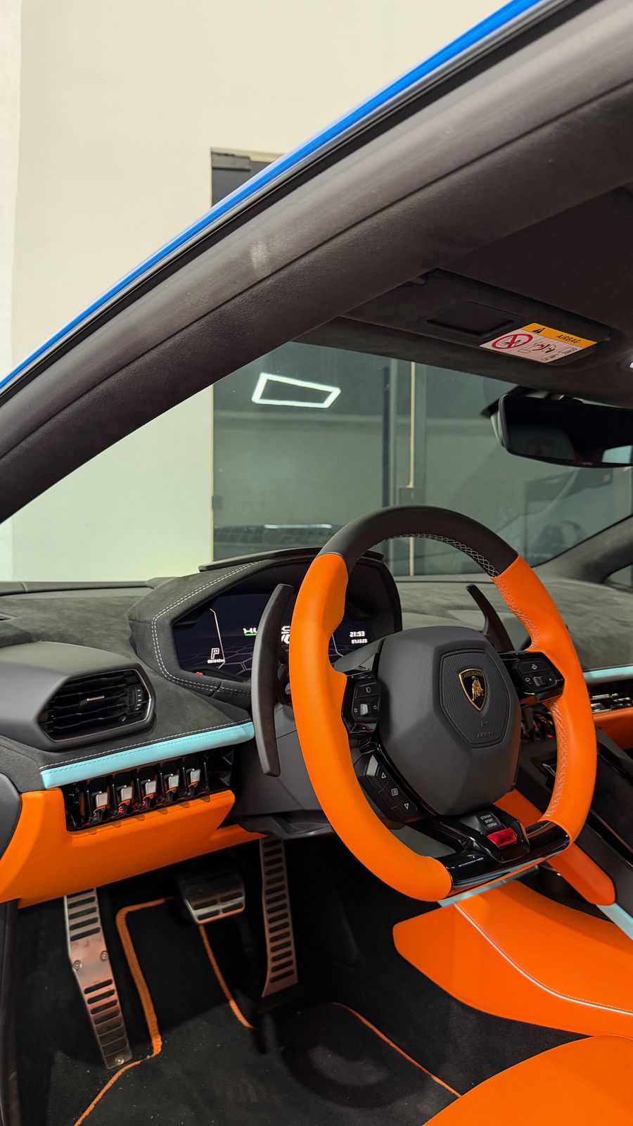 hire LAMBORGHINI EVO BLUE  in dubai