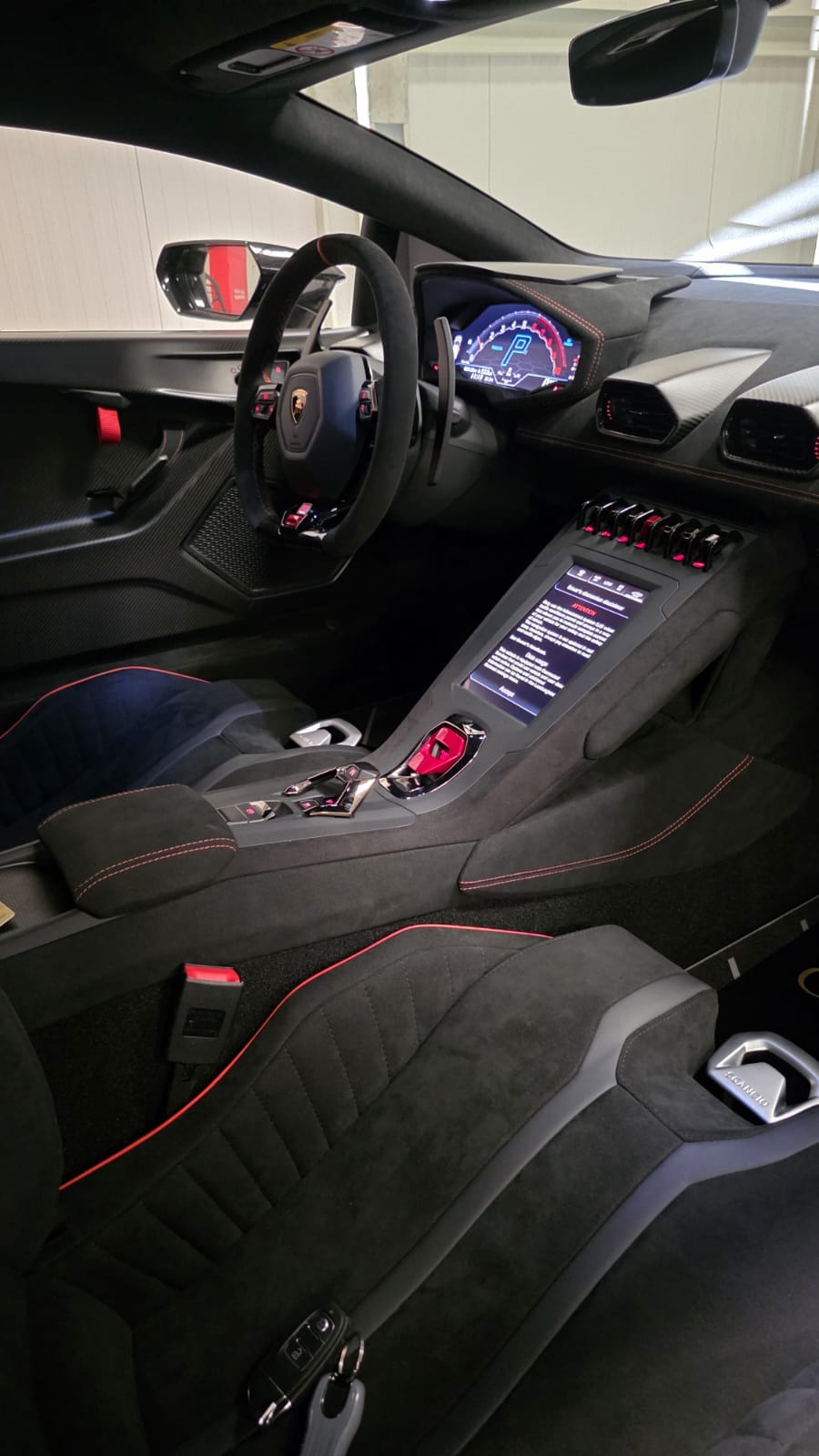 hire LAMBORGHINI STO GREEN  in dubai