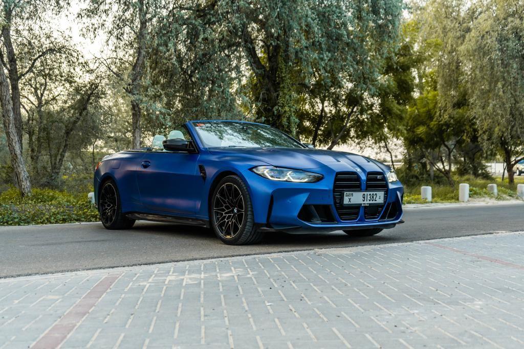 арендовать Bmw M4 competition convertible  в Дубае