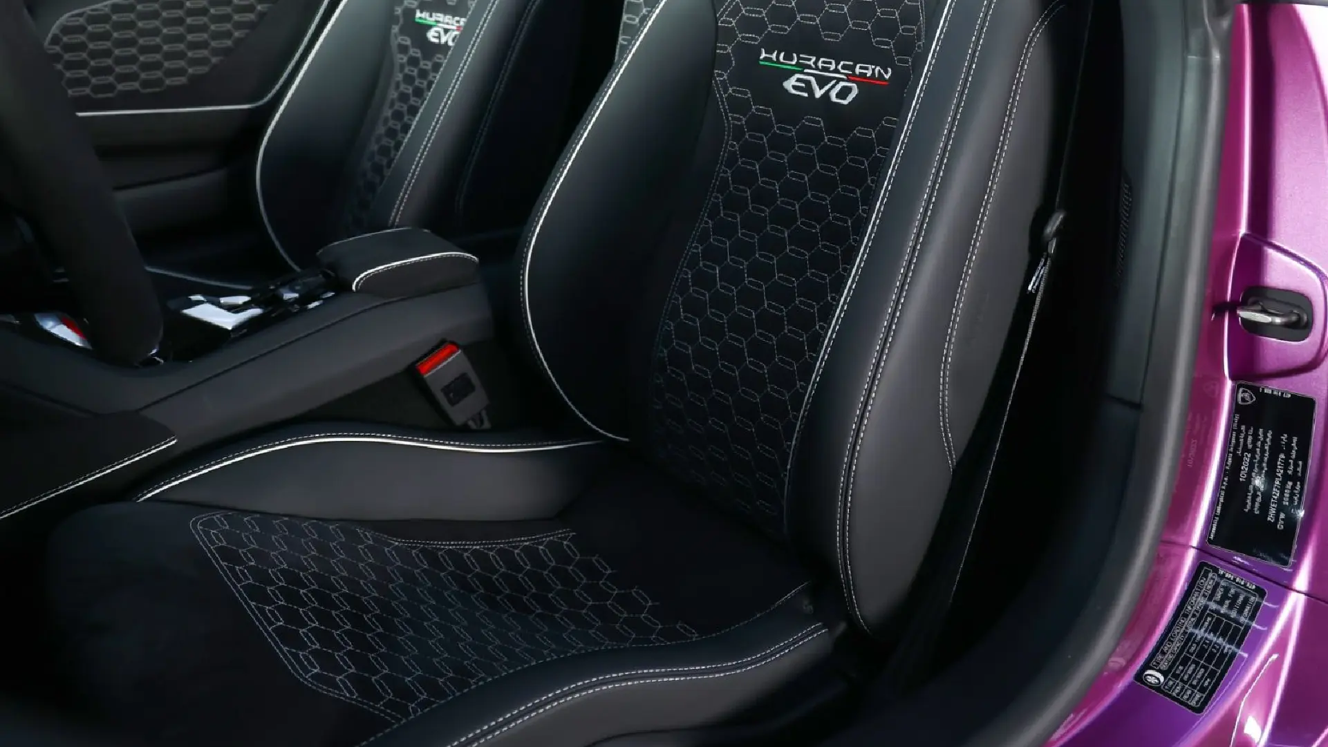 арендовать Lamborghini Huracan Evo Spyder  в Дубае