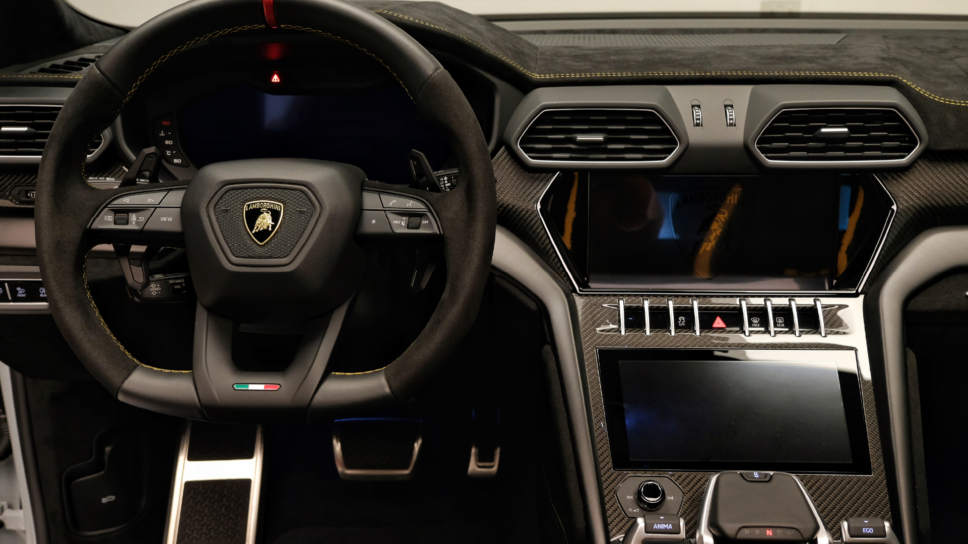 арендовать Lamborghini Urus Performante  в Дубае