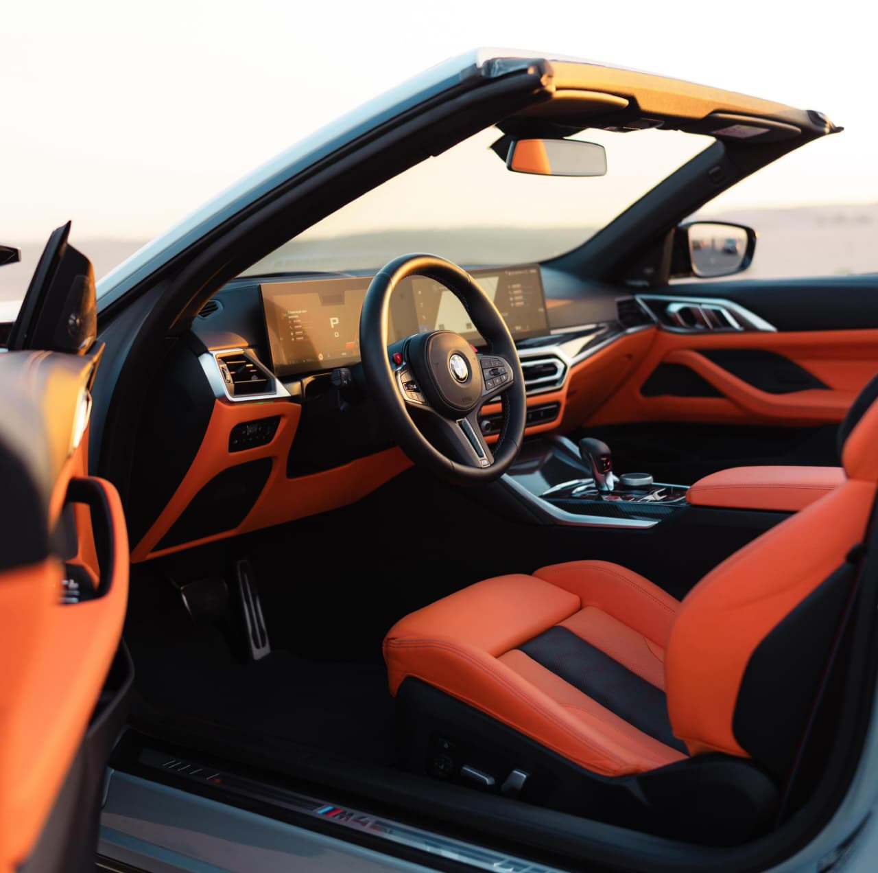 арендовать BMW M4 convertible  в Дубае