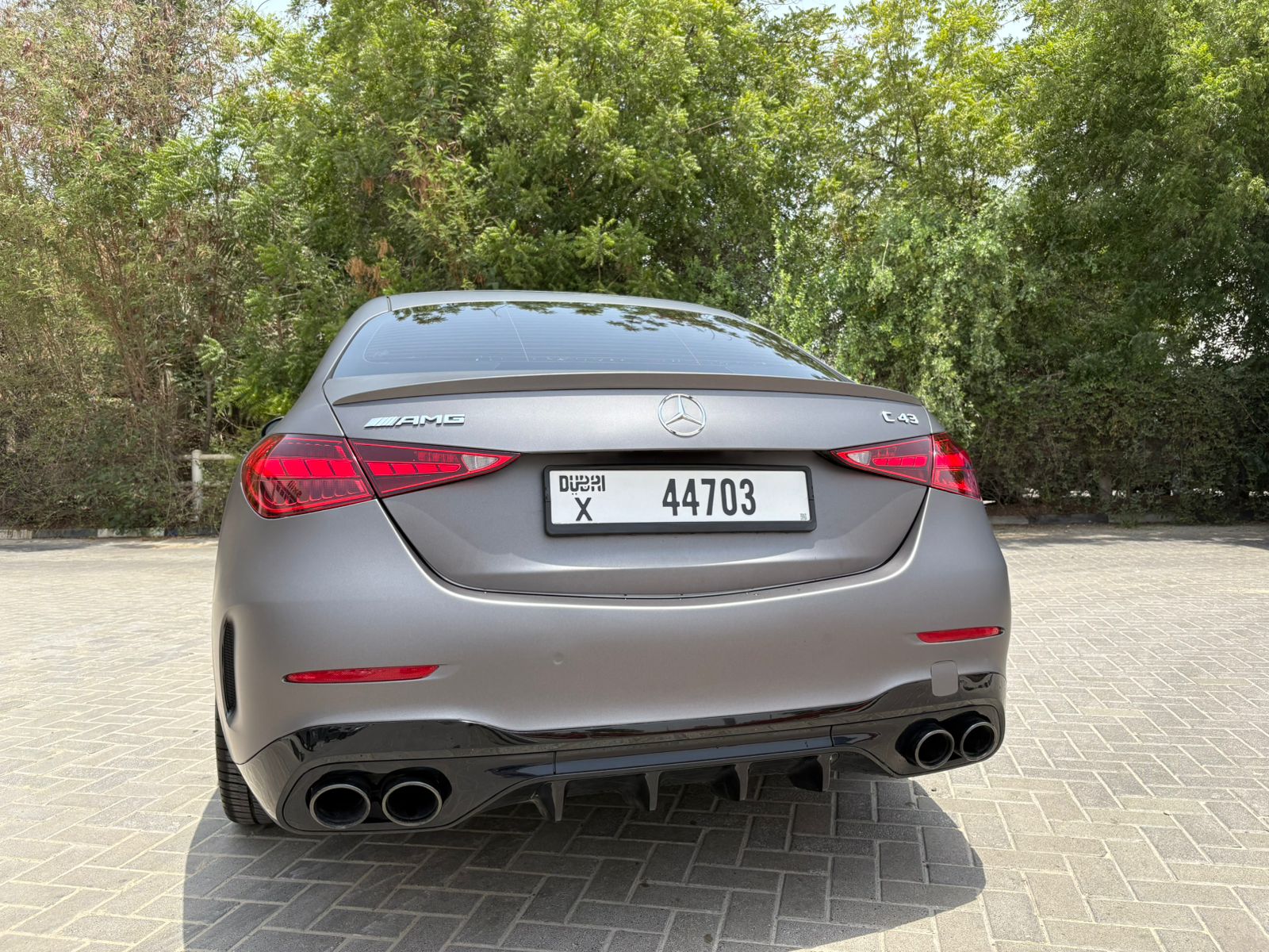 арендовать MERCEDES C43 AMG SILVER  в Дубае