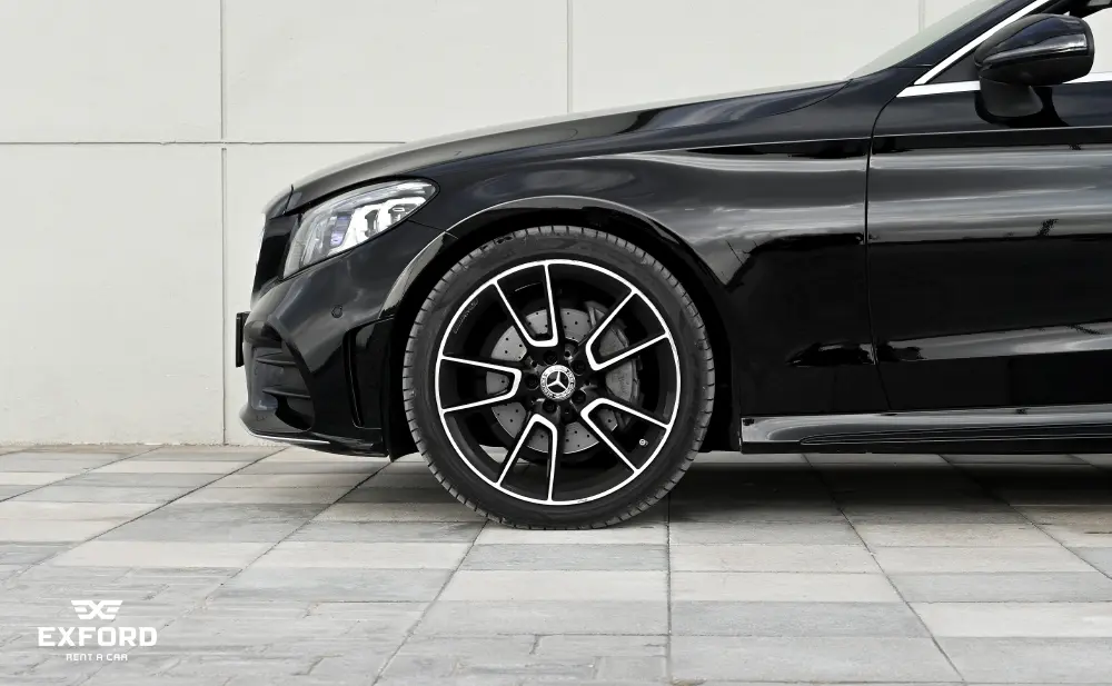 арендовать Mercedes Benz C200  длительный срок в Дубае